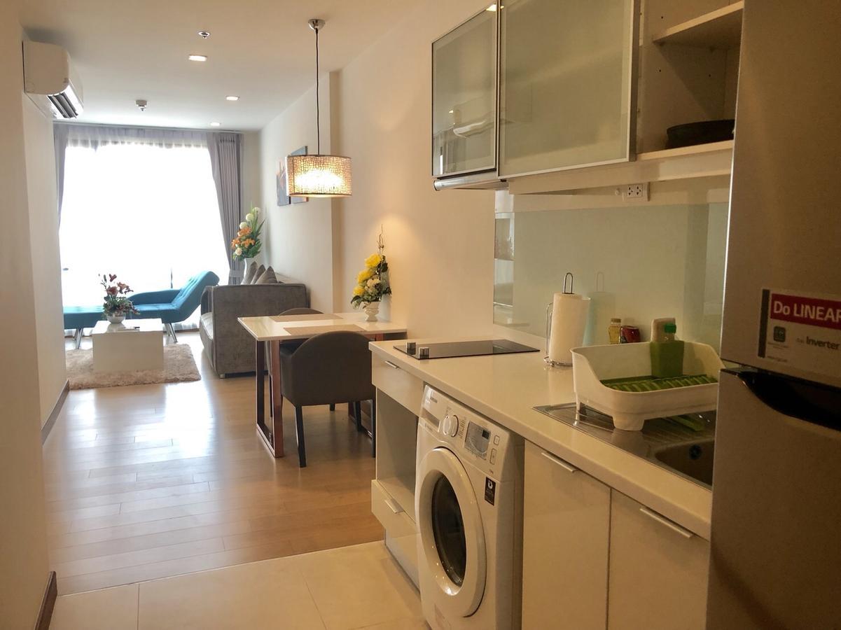 Astra Suites Central Chiang Mai Buitenkant foto