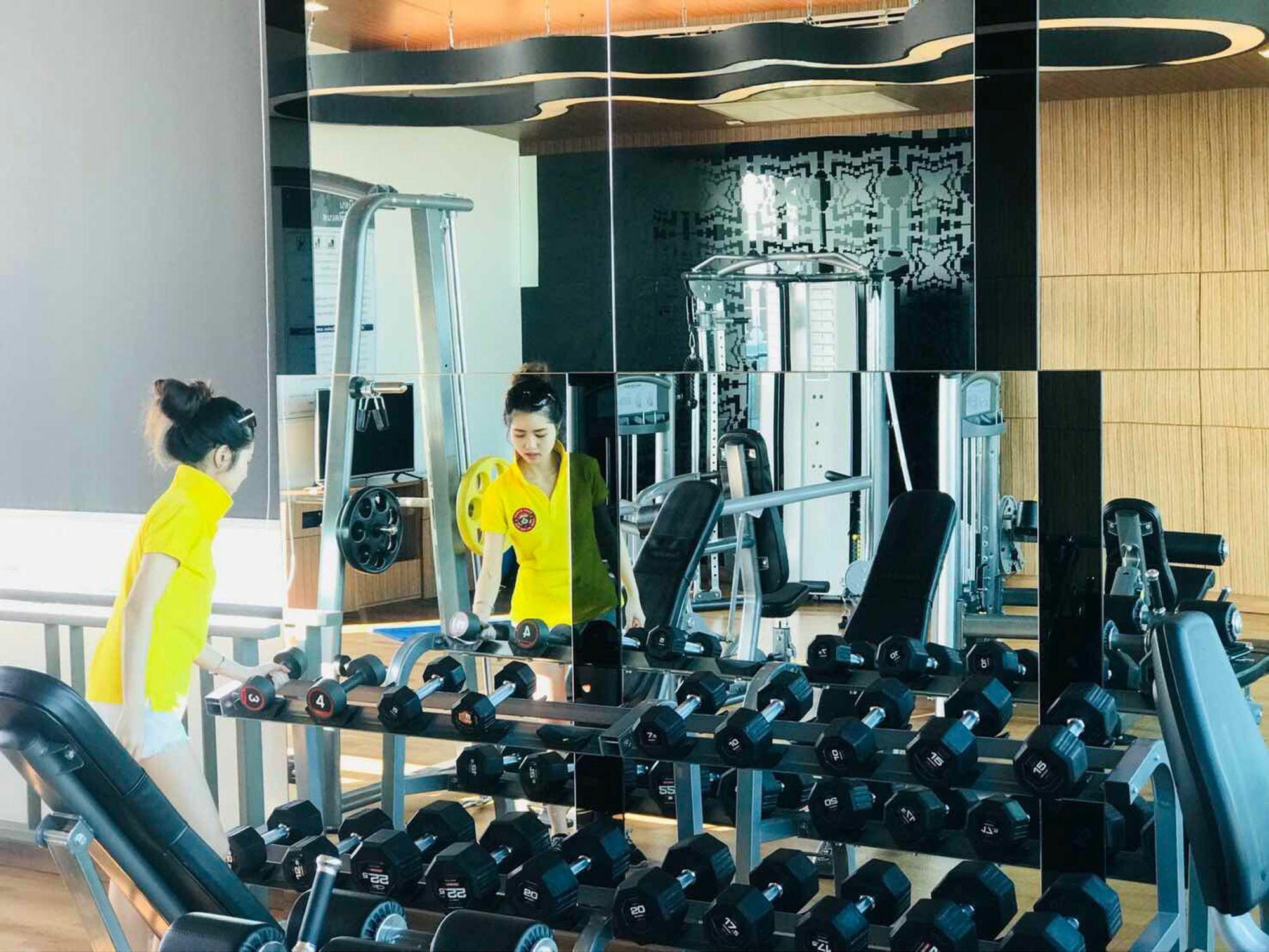 Astra Suites Central Chiang Mai Buitenkant foto