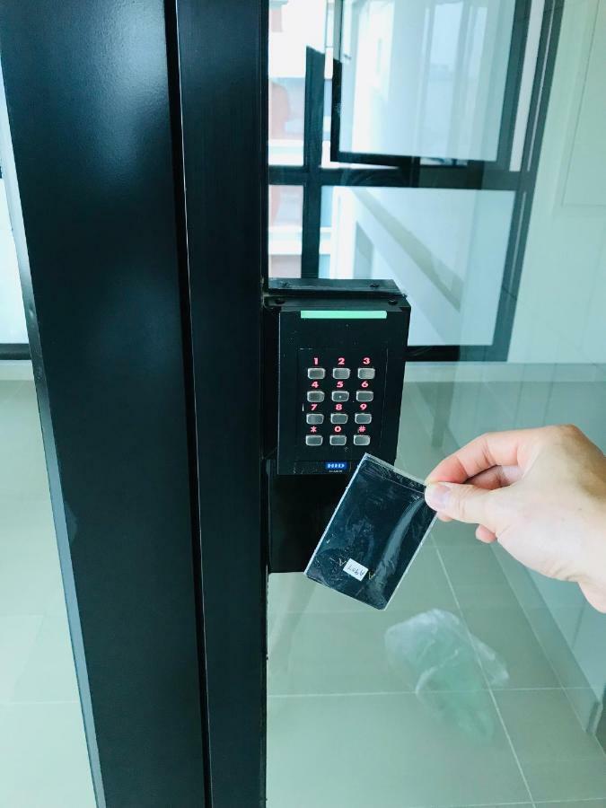 Astra Suites Central Chiang Mai Buitenkant foto